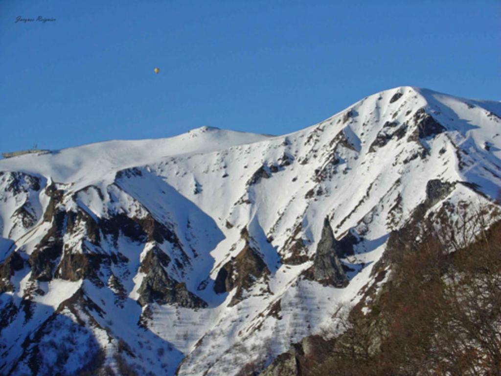 Aux 500 Diables Eco Lodge - Hotel Chambon-sur-Lac Luaran gambar